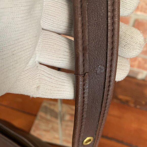 Coach Janice Riccardi Disanto Legacy Vintage 9950 USA Leather Cross Body Purse - Picture 9 of 13